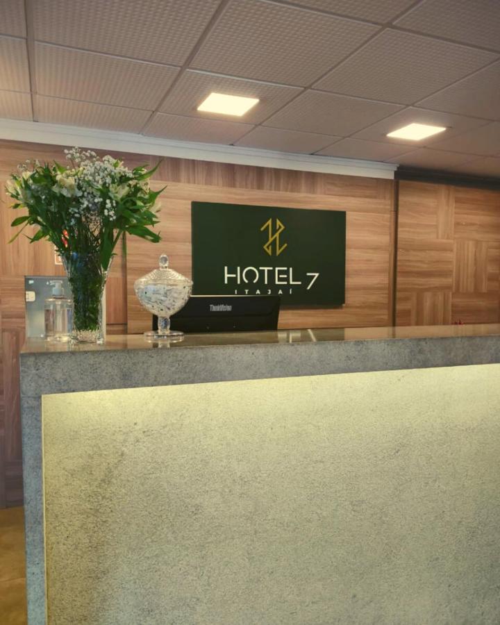Hotel 7 Itajaí Exterior foto